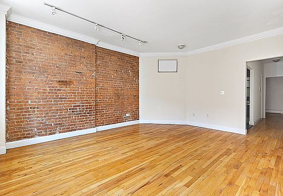 5th image of 231 E 13th St #3K