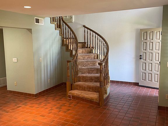 Entrance, staircase, living room