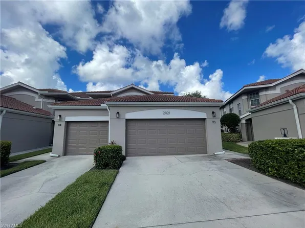 2021 Crestview Way APT 113, Naples, FL 34119