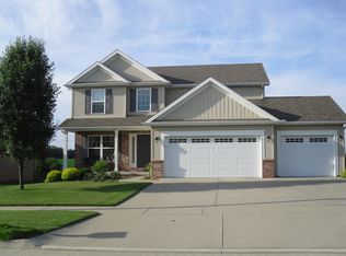 5105 Fleming Ln, Bloomington, IL 61705