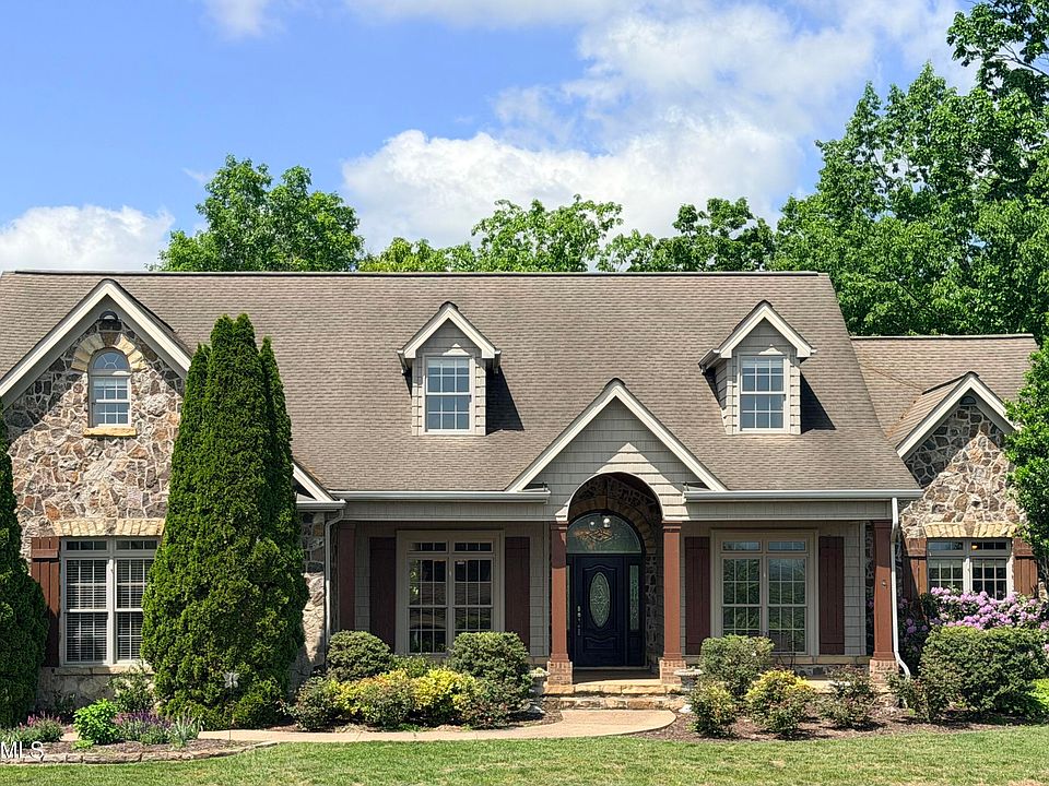 1st image of 1184 Cliffview Cir