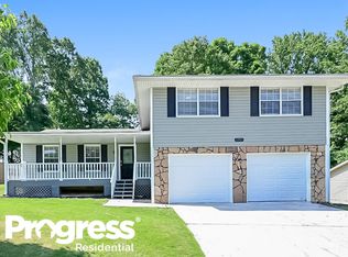 6005 Dan Dr, Ellenwood, GA 30294