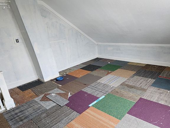 5th image of 511 McKelvey St