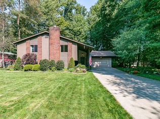9265 Lorrich Dr, Mentor, OH 44060