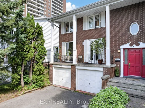 2490 Regina St, Ottawa, ON K2B 6X5