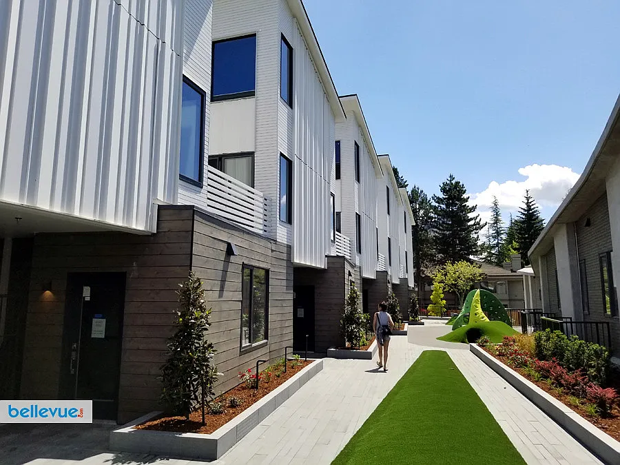 1 bed, 920 sqft, $3,150 — Photo 4