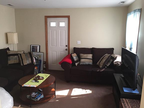 3rd image of 1649 W Wrightwood Ave #2R