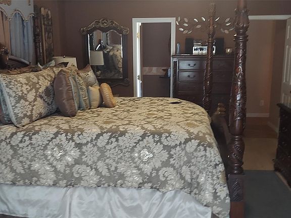 5th image of 5531 Thoroughbred Ct