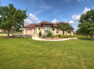 705 W Majestic Oak Ln, Georgetown, TX 78633