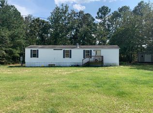 563 Buckboard Rd, Wagener, SC 29164