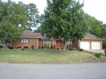 1st image of 1105 Fairway Dr