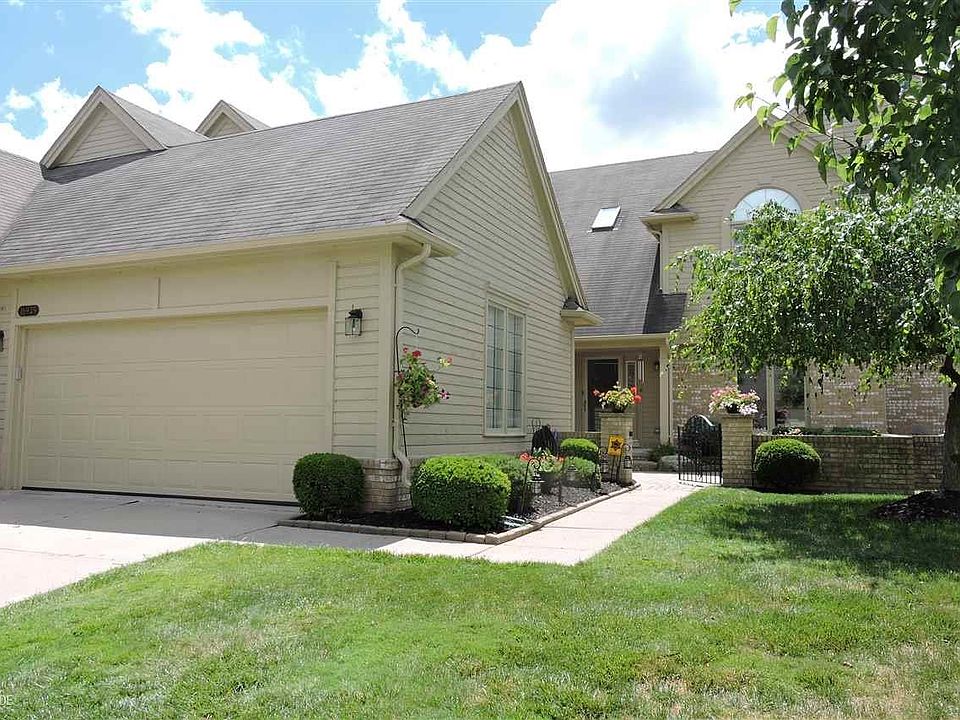 1st image of 16979 Driftwood Dr