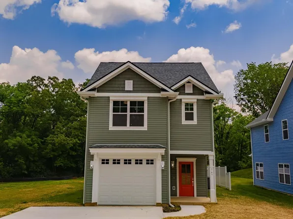 747 Maple Grv, Maryville, TN 37801