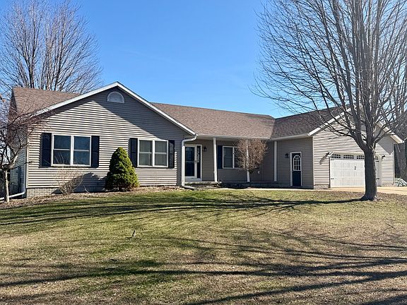 2nd image of 20922 Cattail Rd