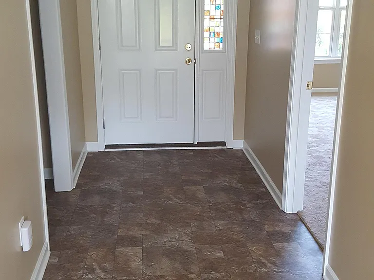 101 Two Putt Ct — Photo 4