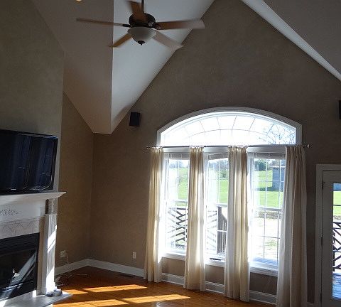 3rd image of 2612 Northbrook Dr