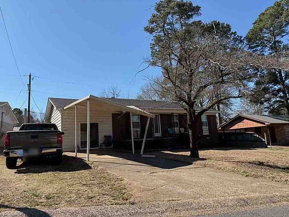 3rd image of 2203 McHenry Cir