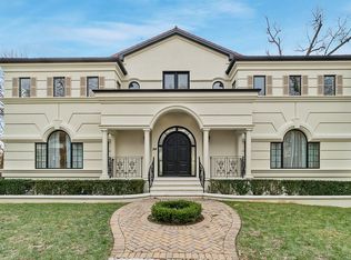 388 Edinboro Rd, Staten Island, NY 10306