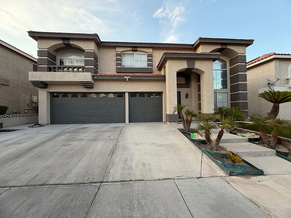 8505 Raindrop Canyon Ave