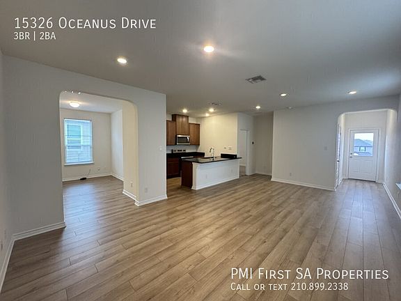 2nd image of 15326 Oceanus Dr