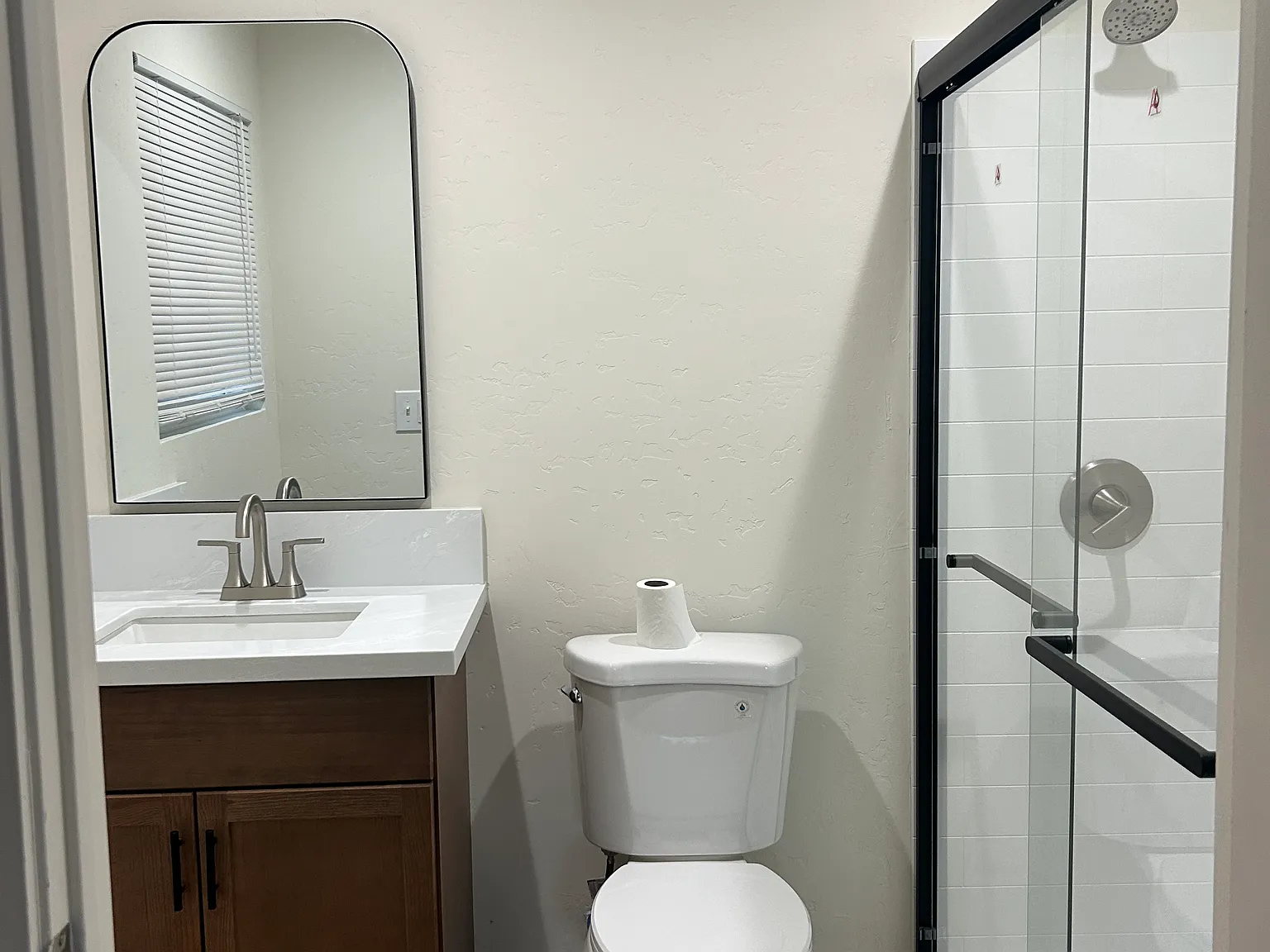 2 bed, $1,650 — Photo 3