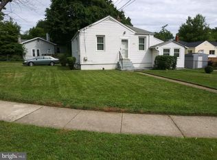 4908 Deanwood Dr, Capitol Heights, MD 20743