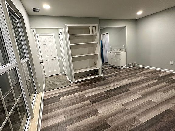 3rd image of 6948 Harvard Ln #111