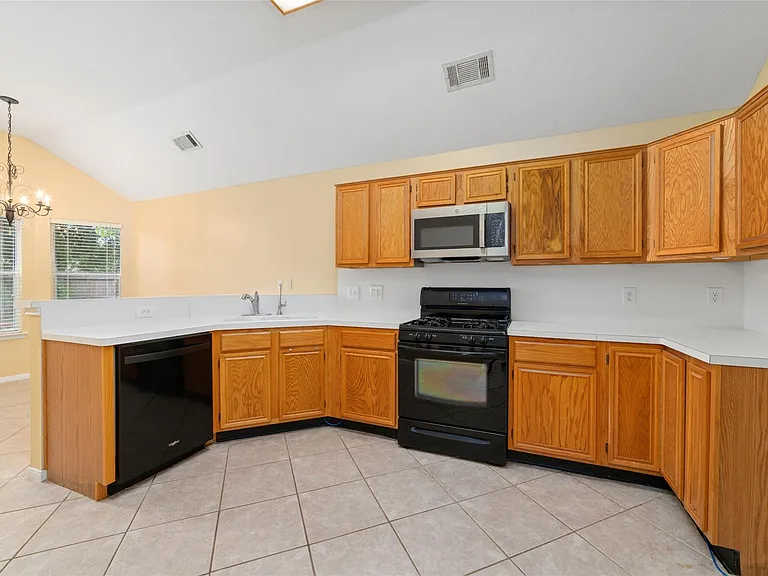 1503 Telkwa Dr — Photo 7