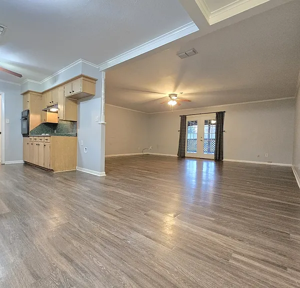 1514 State Highway 155 N — Photo 4