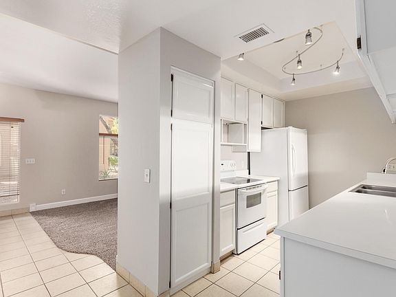 5th image of 500 N Roosevelt Ave Unit 65