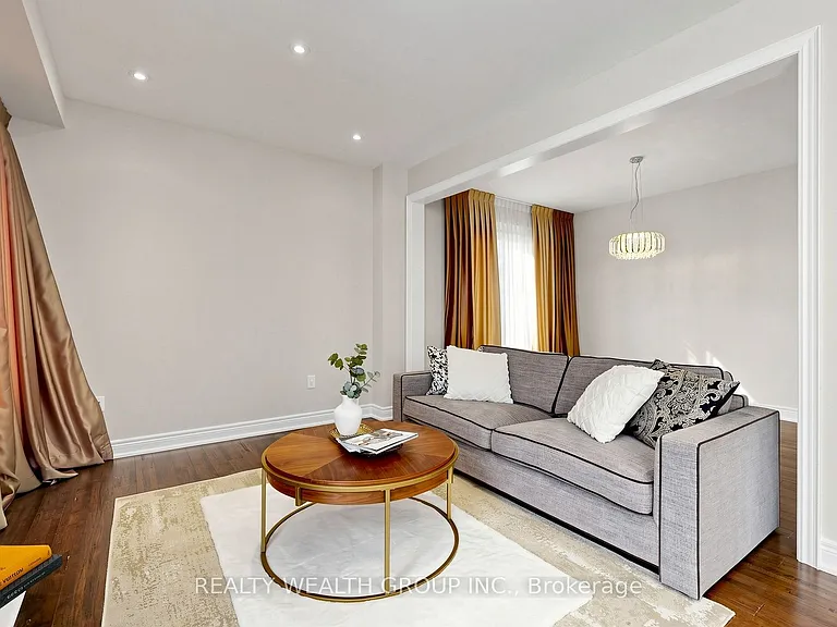 29 Frederick Pearson St — Photo 11