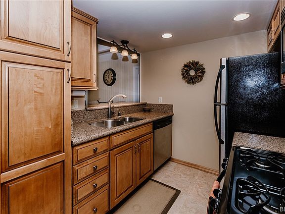 5th image of 195 Rockledge Ln #195