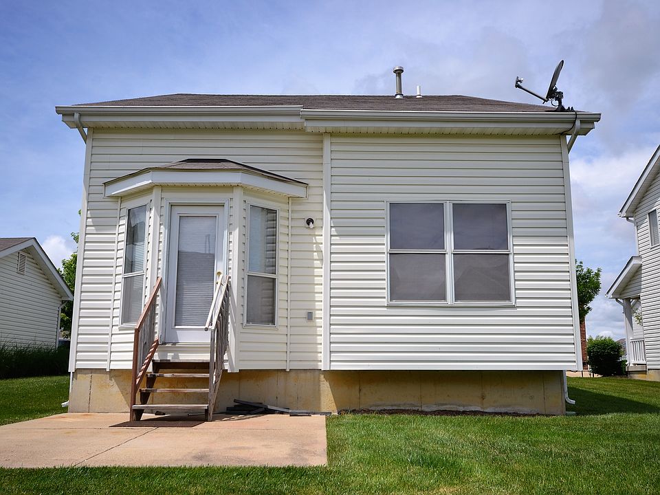 2nd image of 159 Bayhill Village Dr