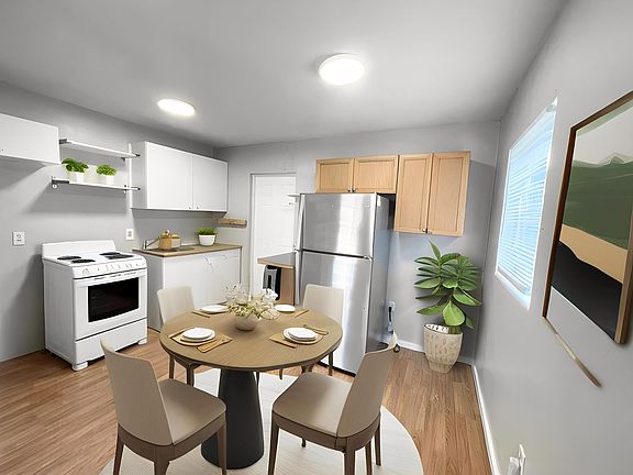 5th image of 1339 W Point Dr #A