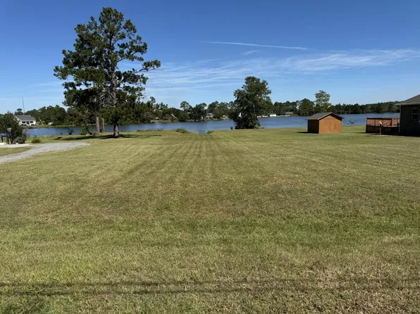 10 Bank Lodge Dr, Douglas, GA 31535