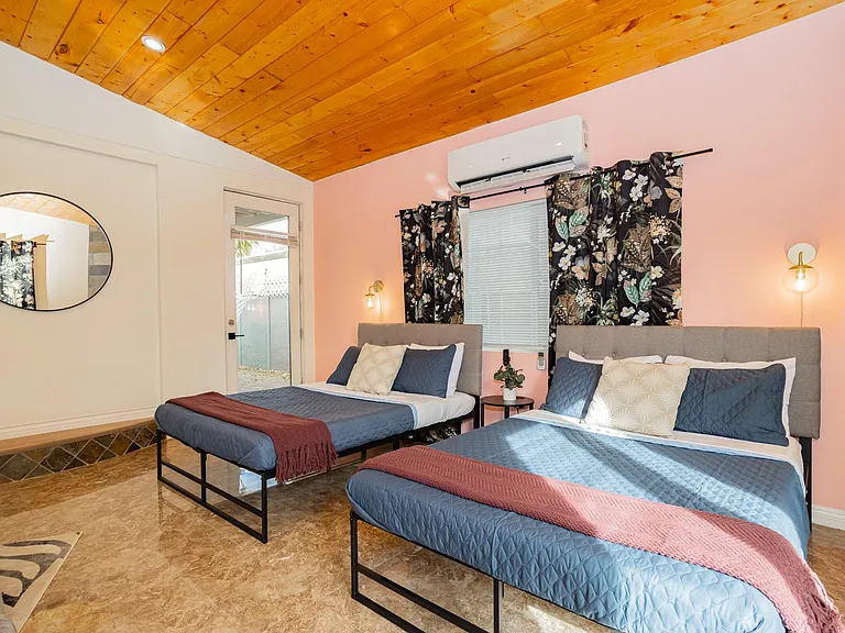 2205 Santa Paula Dr — Photo 42
