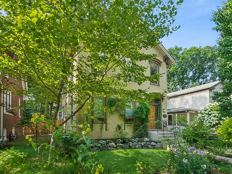 1230 Simpson St — Photo 15