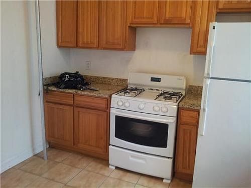 2nd image of 15 W 123rd St APT 4C