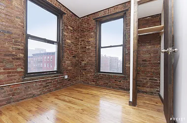 Rented by PocketBroker Inc