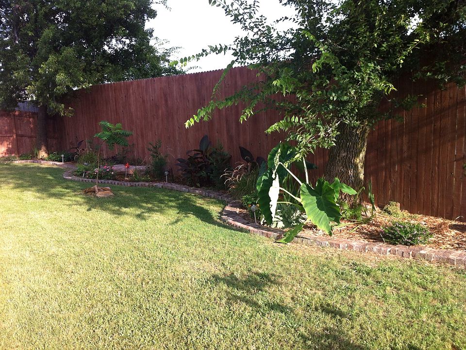 1st image of 2808 N Fern Ave
