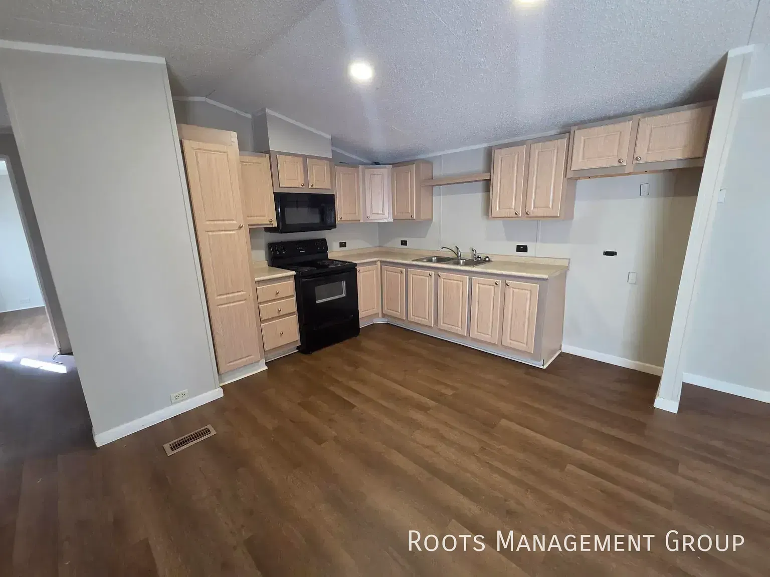 3 Bed 2 Bath Home Available for Lease at Pineview MHC - Apply Now! — Photo 3