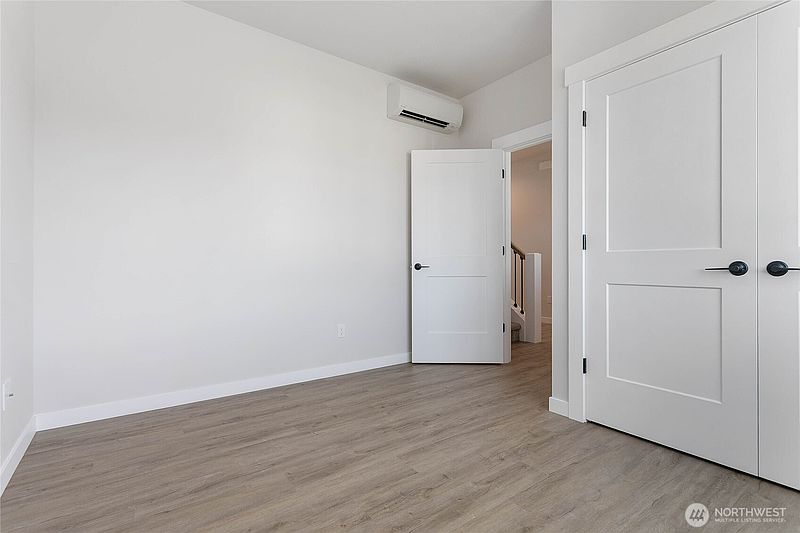 5th image of 2178 Lagerwey Circle