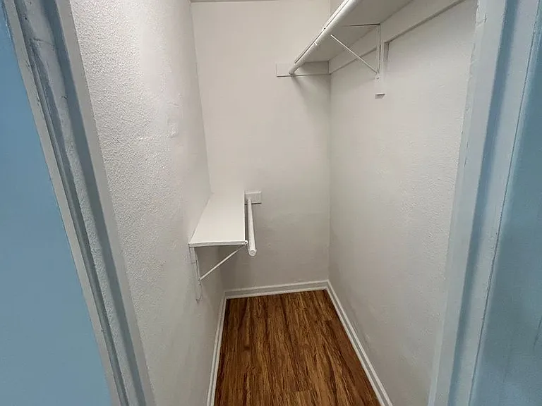 1685-1697 N Summit Avenue 109 #137 — Photo 16