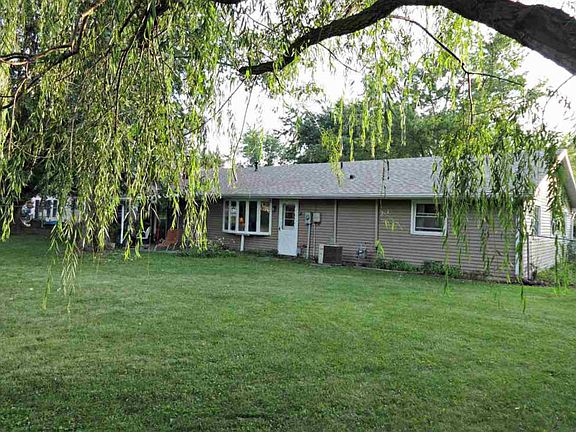 2nd image of 4040 Vineland Dr