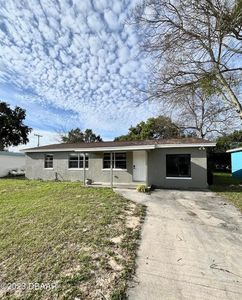 816 Essex Rd, Daytona Beach, FL, 32117