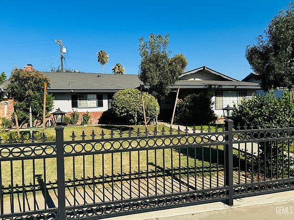 2nd image of 906 Loch Lomond Dr