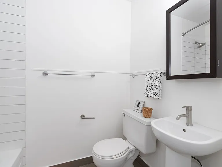 Milan Apartments — Photo 51