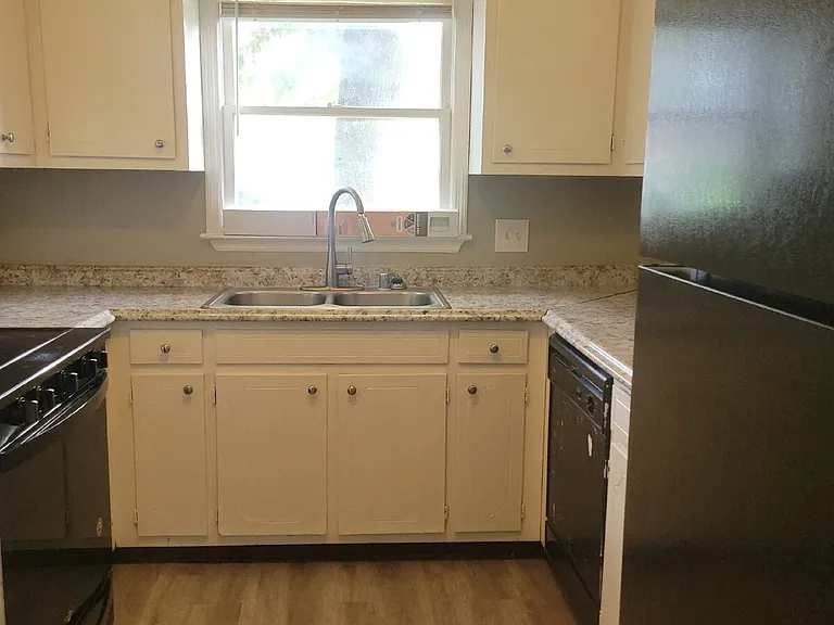 1502 Barrington Rd NW #A — Photo 15