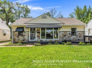 13813 Leroy Ave, Cleveland, OH
