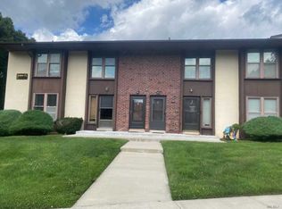 6 Juniper Ct, Selden, NY 11784